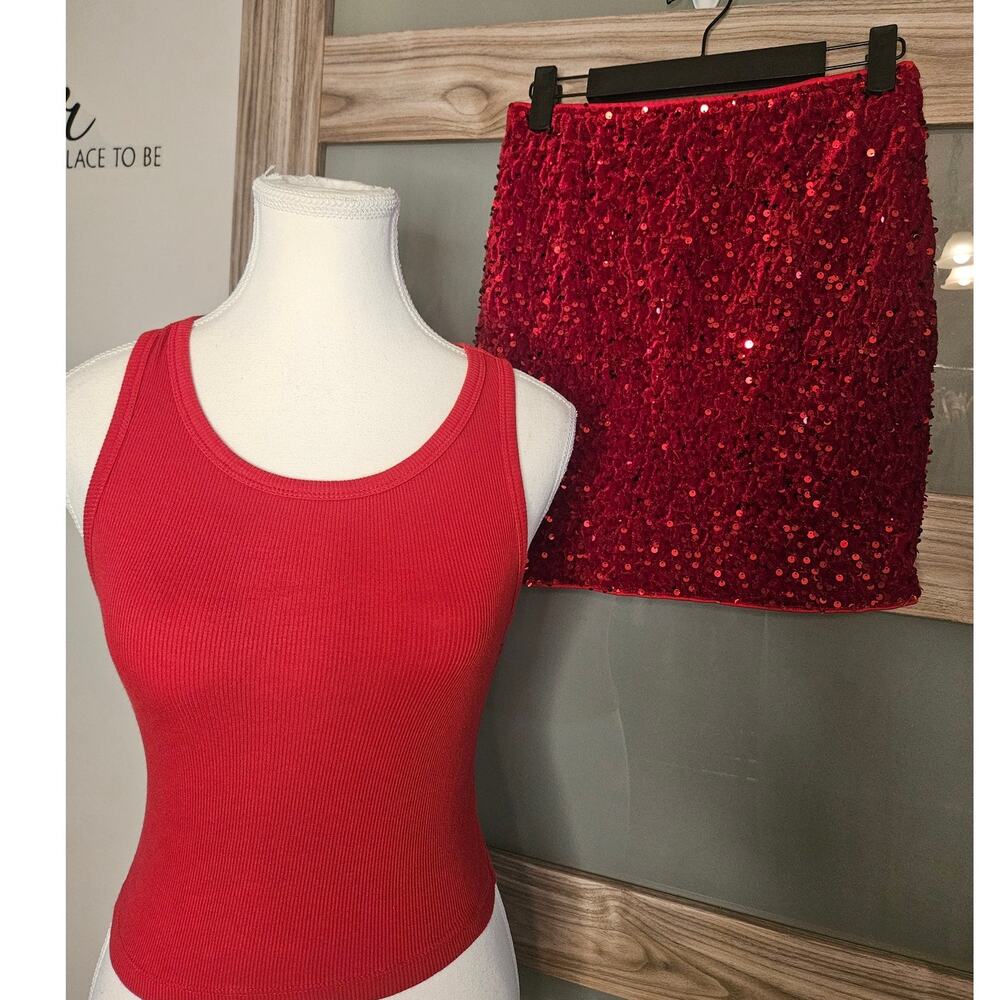 2pc Outfit Red Valentine's Velvet/Sequin Skirt (24x16) & Tank -S- (C-37)